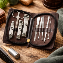 Профессиональный маникюрный набор 9 предметов в кожаном чехле для ухода за ногтями (MN001)