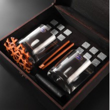 Подарочный набор Камни для виски Деревянная темная коробка + 2 бокала Bohemia Barline Whiskey stones